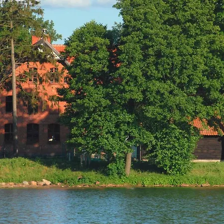 Stara Szkola W Harszu 3* Pozezdrze