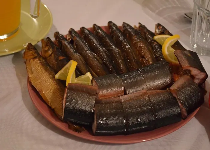 Stara Szkola W Harszu 3* Pozezdrze